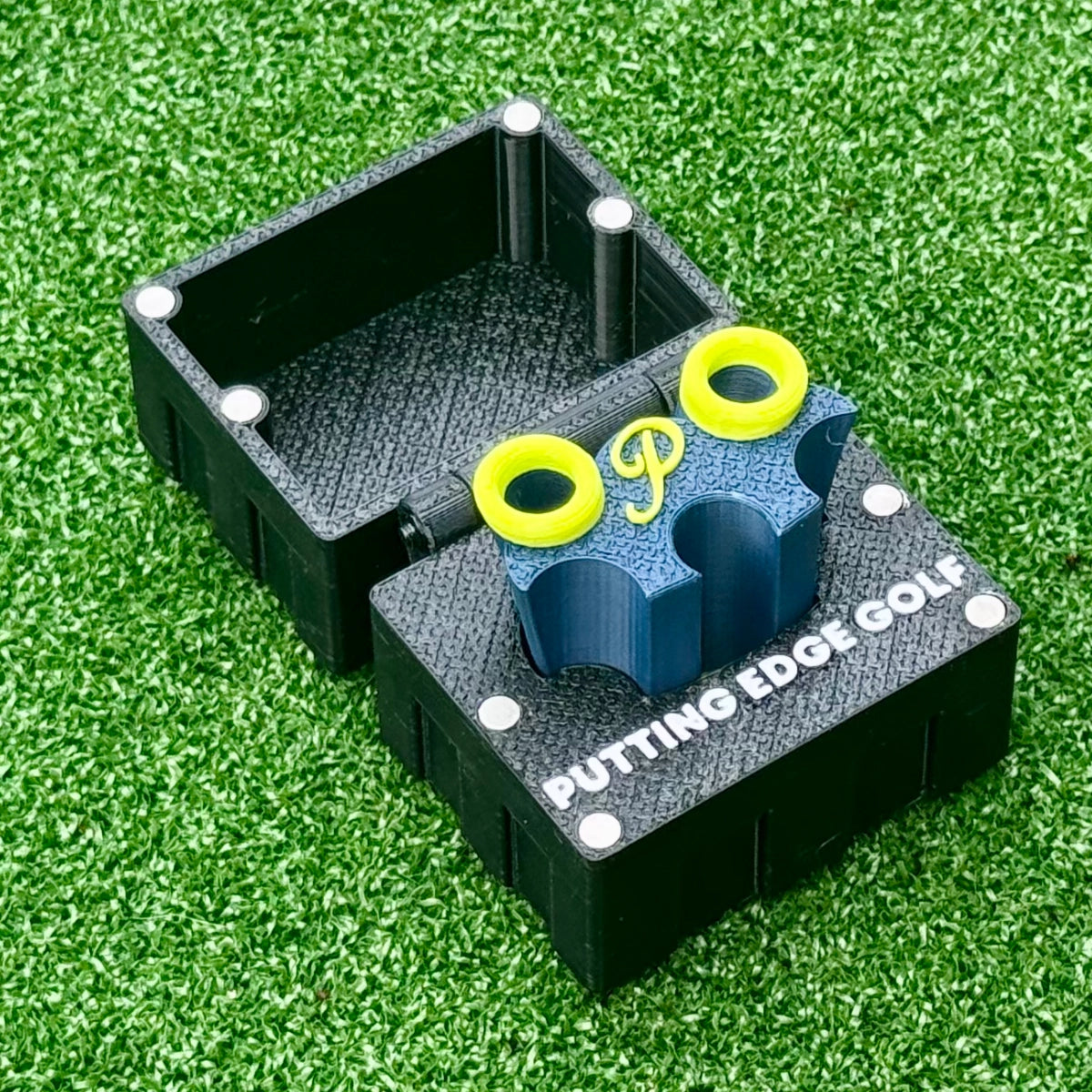 Magnetic Carry Case for Putting Edge Training Aid